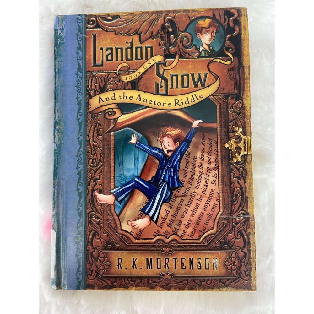 Landon Snow and the Auctor's Riddle (Landon Snow, Book 1) - VERY GOOD